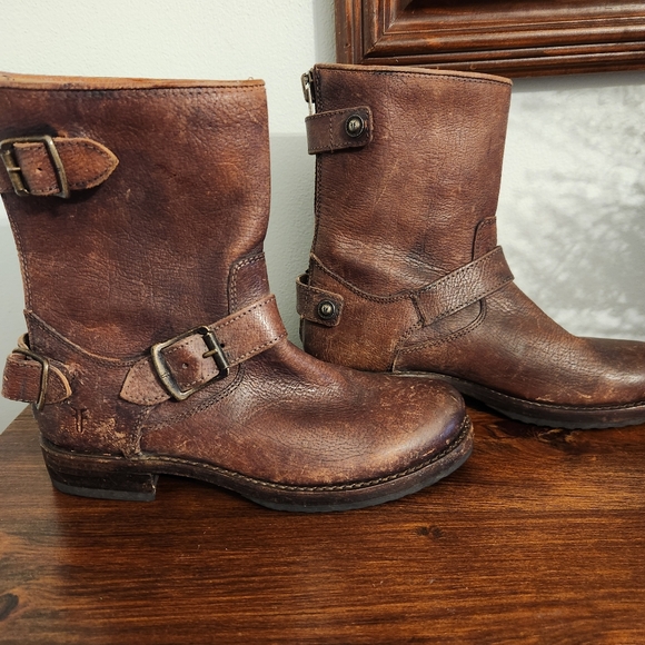 NWTB Frye Women's Veronica Short Distressed Boots Size 6 - Picture 6 of 17